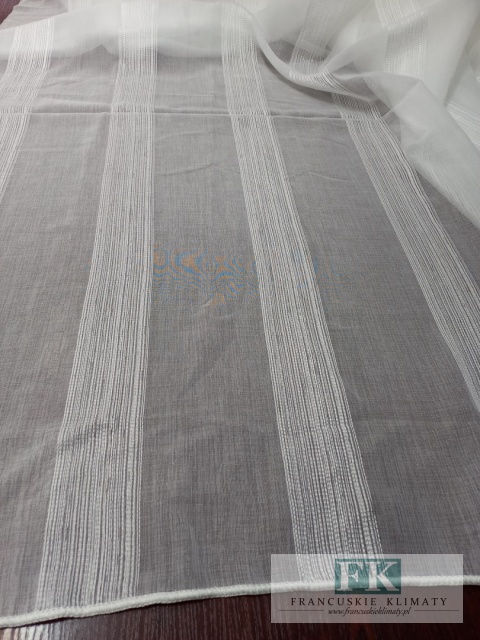 KUPON 200 x 280 cm MATERIAŁ TKANINA BATYST PASY HAFTOWANE , WYS 285 CM , ŁAMANA BIEL , LOFT VINTAGE