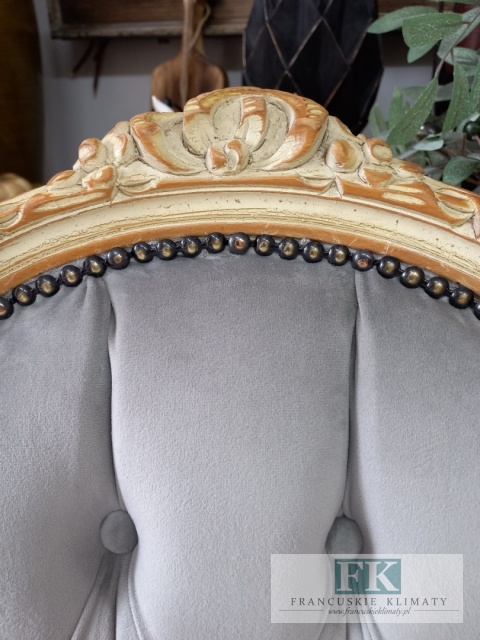 FRANCUSKI FOTEL medalion LUDWIK PLUSZ