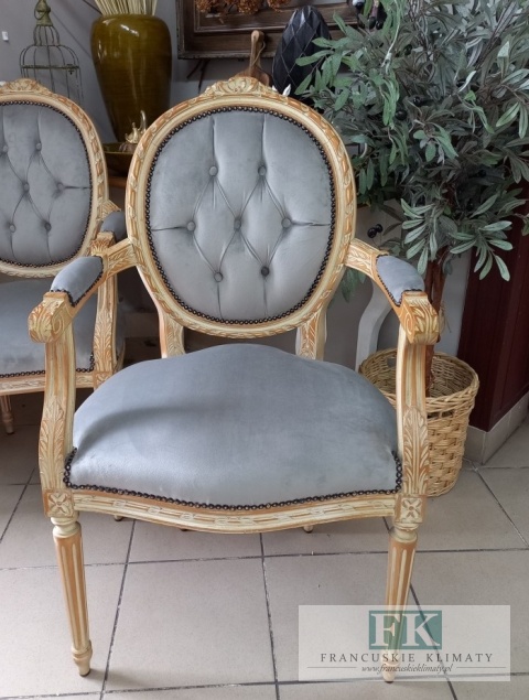 FRANCUSKI FOTEL medalion LUDWIK PLUSZ