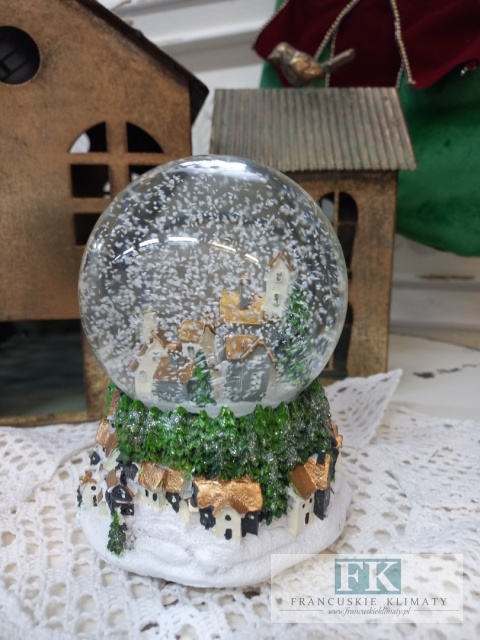 KULA ŚNIEŻNA Z POZYTYWKĄ 15 CM "KOŚCIÓŁEK"