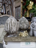 FIGURA  KARCZOCH NA NÓŻCE 20,5 cm , shabby prowansja