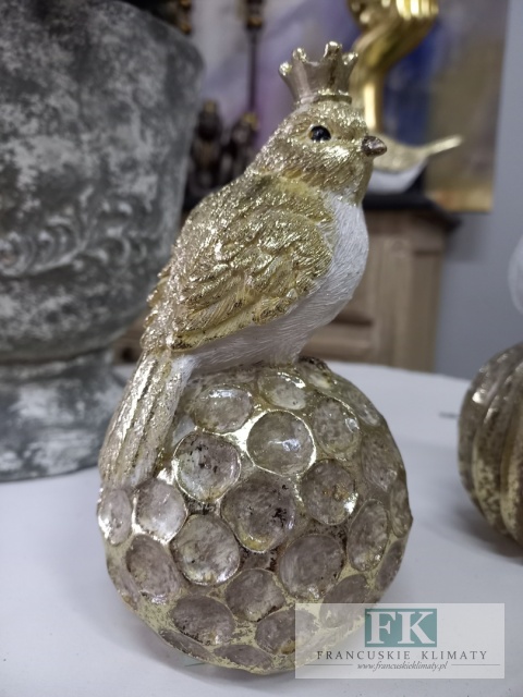 FIGURA PTASZEK NA KULI "KRÓL" 16 cm biel złoto brokat