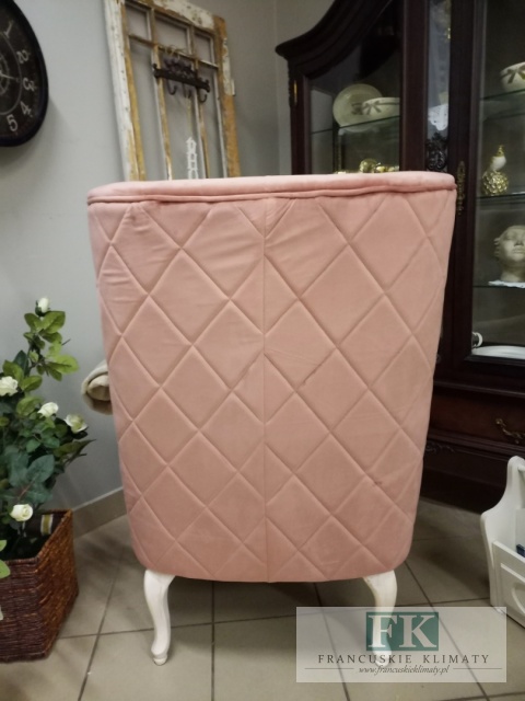 ZACHWYCAJĄCY FOTEL USZAK 117 CM plusz brudny róż