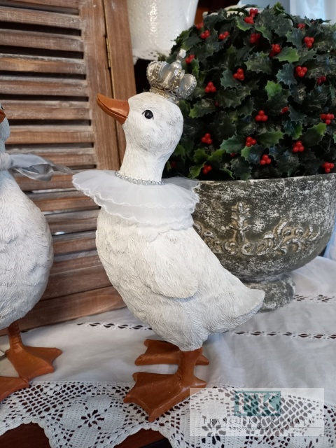 FIGURA KACZKA KRÓLOWA 29 CM