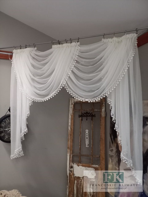 FIRANA KRESZ BEZ PRASOWANIA , gipiura , KREM wys 150 cm