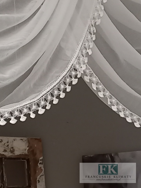 FIRANA KRESZ BEZ PRASOWANIA , gipiura , KREM wys 150 cm