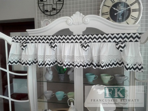 ZAZDROSTKA ZAZDROSKA SZYTA SERCE SERDUSZKO 120/50 BAWEŁNA KORONKA zygzak czerń - biel