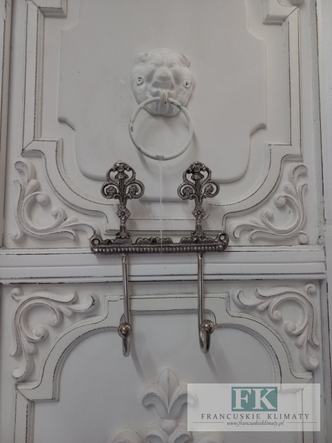 METALOWY WIESZAK ŚCIENNY Z 2 HAKAMI 14,5 CM , SREBRNY