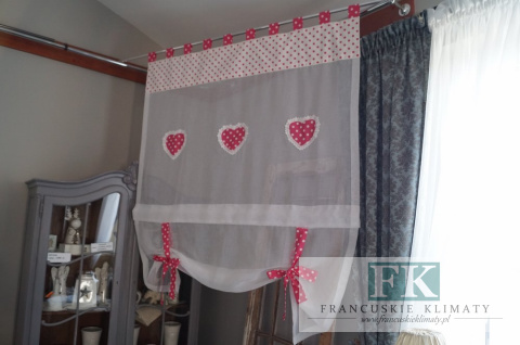 ROLETKA, EKRAN , PANEL MALINOWY- BIAŁY PROWANSJA , SHABBY, SZER 130 CM WYS 130 BATYST , BAWEŁNA KOLEKCJA SERCE