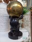 FIGURA ATLAS 28,5 cm Z KULĄ ZIEMSKĄ