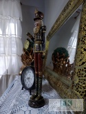 FIGURA DZIADEK DO ORZECHÓW Z ZEGAREM 51 cm