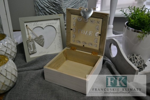 CUDO SZKATUŁKA 16 X 16 cm SHABBY , PROWANSJA , VINTAGE