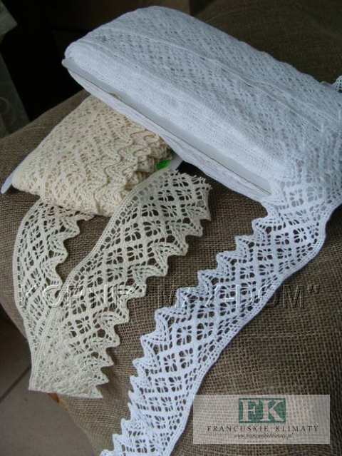 Zazdrostka batyst koronka biel, krem PROWANSJA