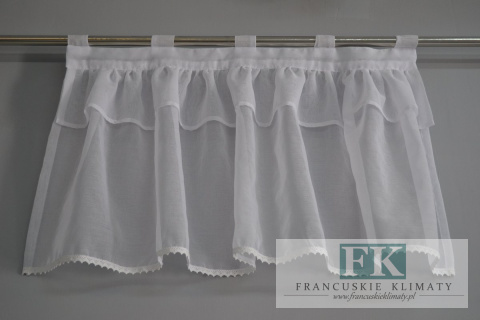 LAMBREKIN , ZAZDROSTKA NA SZELKACH . BATYST FALBANY W STYLI FRANCUSKIM , SHABBY , RETRO
