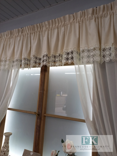 KPL lambrekin z gipiurą ,300/50 , 140/160 , boki szarfa batyst PROWANSJA , VINTAGE SHABBY