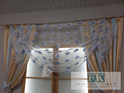 CUDEŃKO , PIĘKNA DEKORACJA OKIENNA "BRATKI" ORGANZA KRESZ BŁĘKIT BEŻ 160/ wys , PROWANSJA