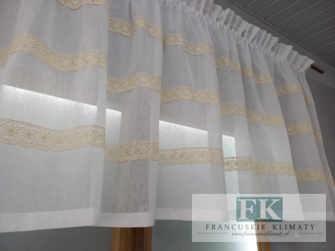 ZAZDROSTKA LAMBREKIN BATYST KORONKA 330/80 , PROWANSJA , SHABBY CHIC, VINTAGE , RETRO