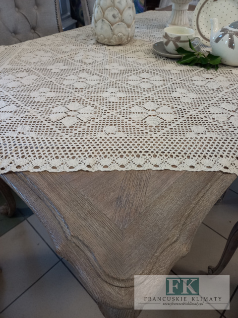 OBRUS NICIANY 120 / 120 CM , KREM 100 % BAWEŁNA tkany klockowo SZYDEŁKOWY OBRUS NICIANY 120 / 120 CM , KREM 100 % BAWEŁNA tkany klockowo SZYDEŁKOWY