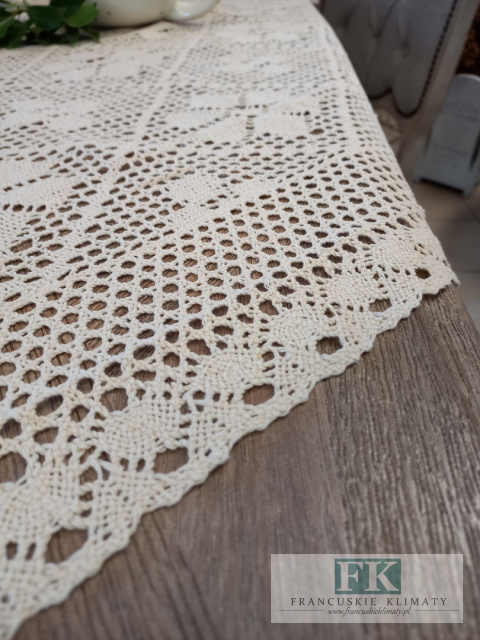 OBRUS NICIANY 120 / 120 CM , KREM 100 % BAWEŁNA tkany klockowo SZYDEŁKOWY OBRUS NICIANY 120 / 120 CM , KREM 100 % BAWEŁNA tkany klockowo SZYDEŁKOWY