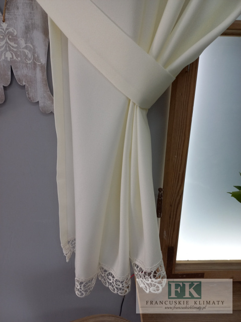 KOMPLET OKIENNY Z GIPIURĄ 350/ 150 LAMBREKIN +BOKI